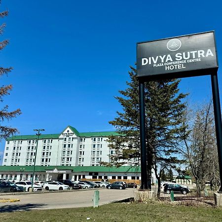 Hotel Divya Sutra Plaza And Conference Centre Calgary Airport Exteriér fotografie