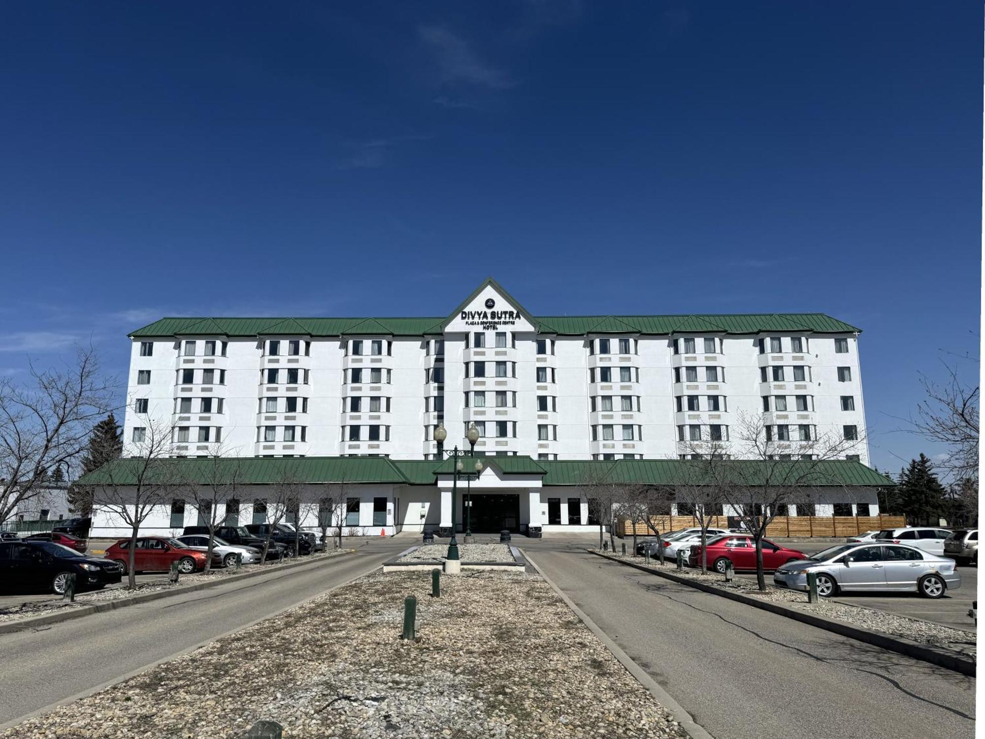 Hotel Divya Sutra Plaza And Conference Centre Calgary Airport Exteriér fotografie
