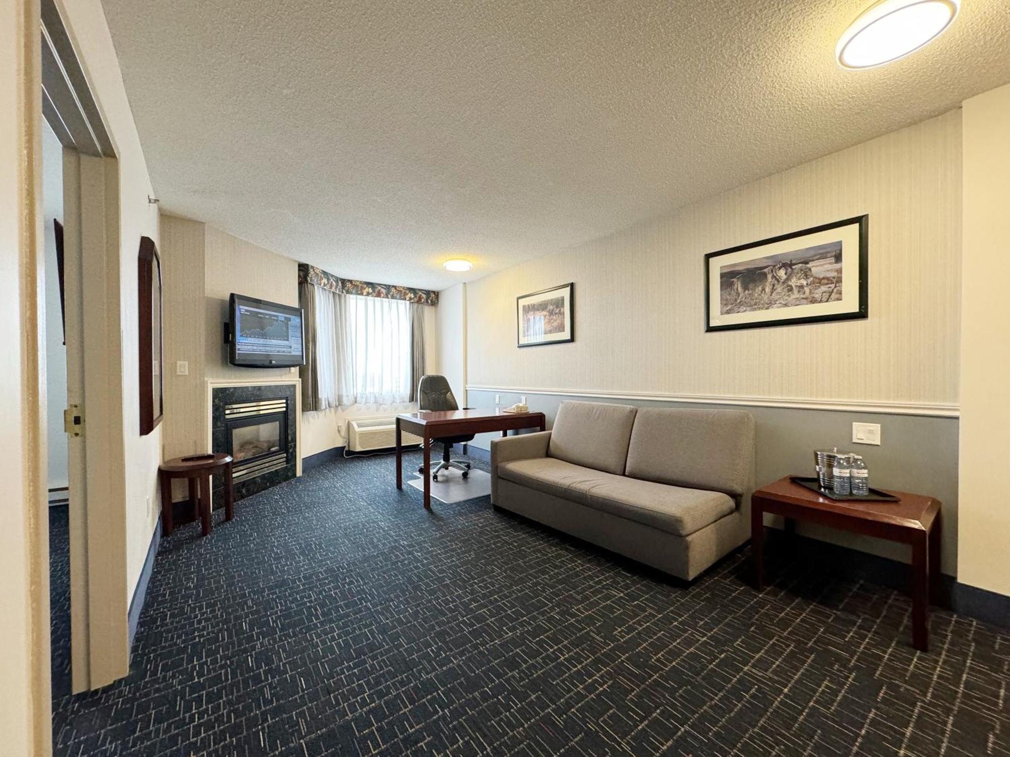 Hotel Divya Sutra Plaza And Conference Centre Calgary Airport Exteriér fotografie