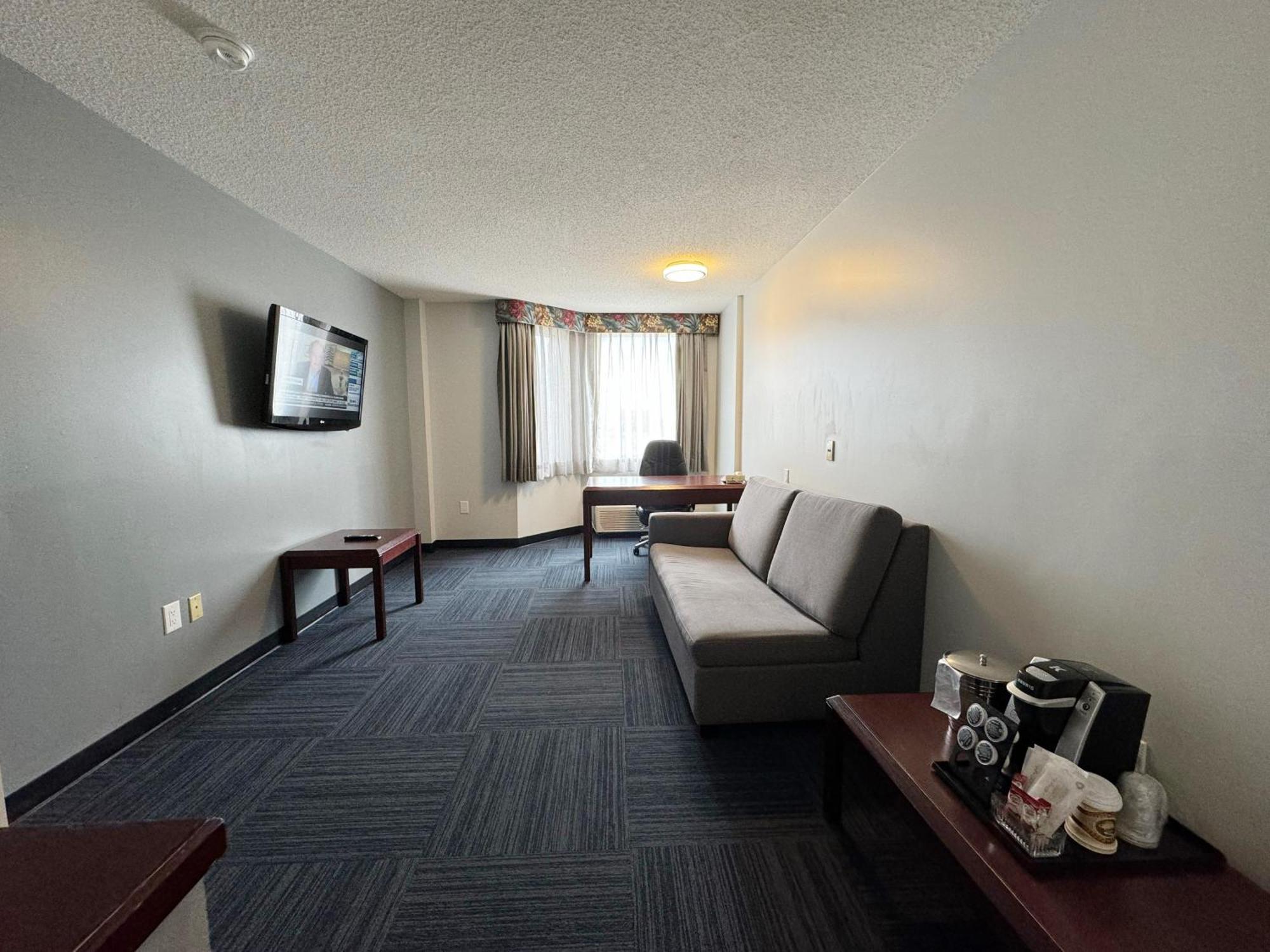 Hotel Divya Sutra Plaza And Conference Centre Calgary Airport Exteriér fotografie